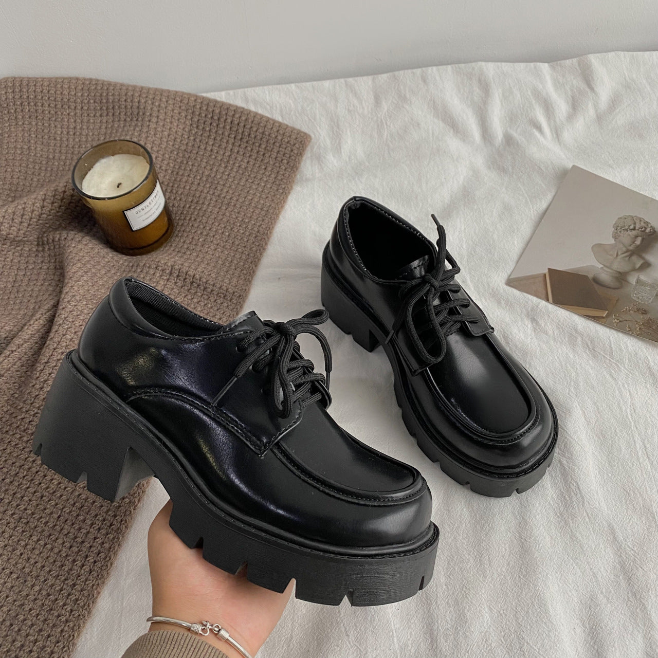Chic PU Leather Pumps